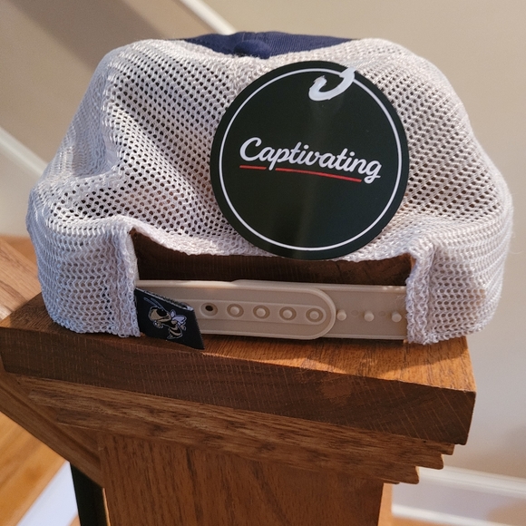 NEW GA Tech Navy Blue and Creme Adjustable Size Hat - Picture 2 of 3